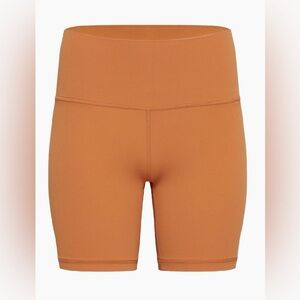 TNABUTTER™ CHEEKY HI-RISE 7" SHORT